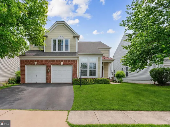 6009 Smooth Stone Pl, Haymarket, VA 20169