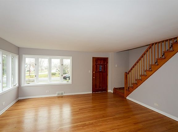 2nd image of 336 La Porte Ave
