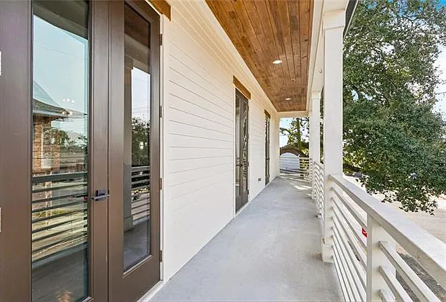 2732 Danneel St — Photo 30
