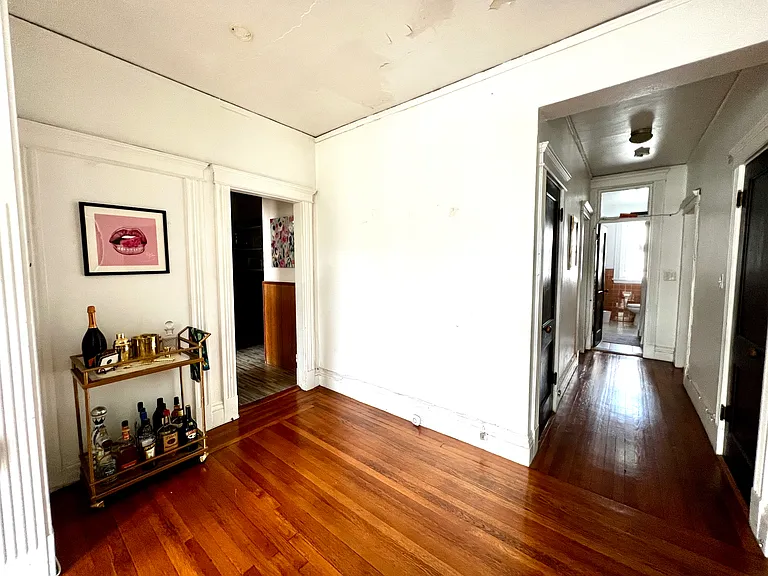 144 Coolidge St #3 — Photo 10