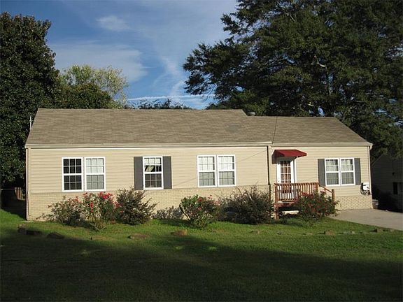 2nd image of 8458 Fairview Dr
