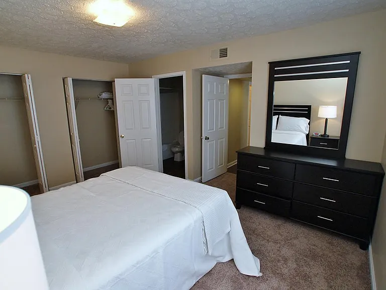 Green Meadow Apartments — Photo 50