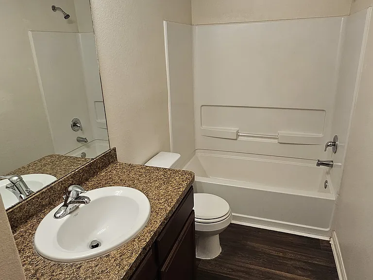24053 Wilde Dr — Photo 20