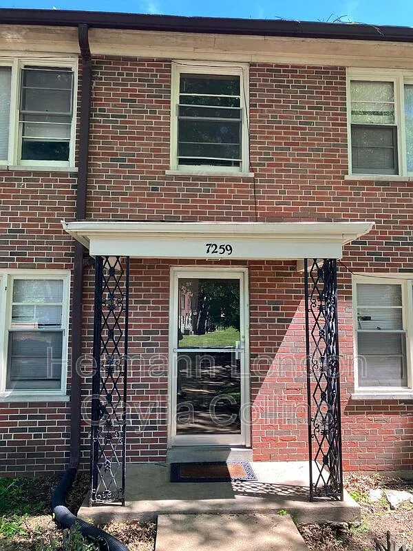 1 bed, 1.0 bath, 675 sqft, $799 — Photo 2