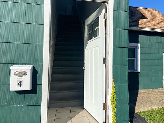 3rd image of 37 Bridgeman St #4