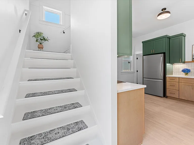 4535 NE Cleveland Ave — Photo 24
