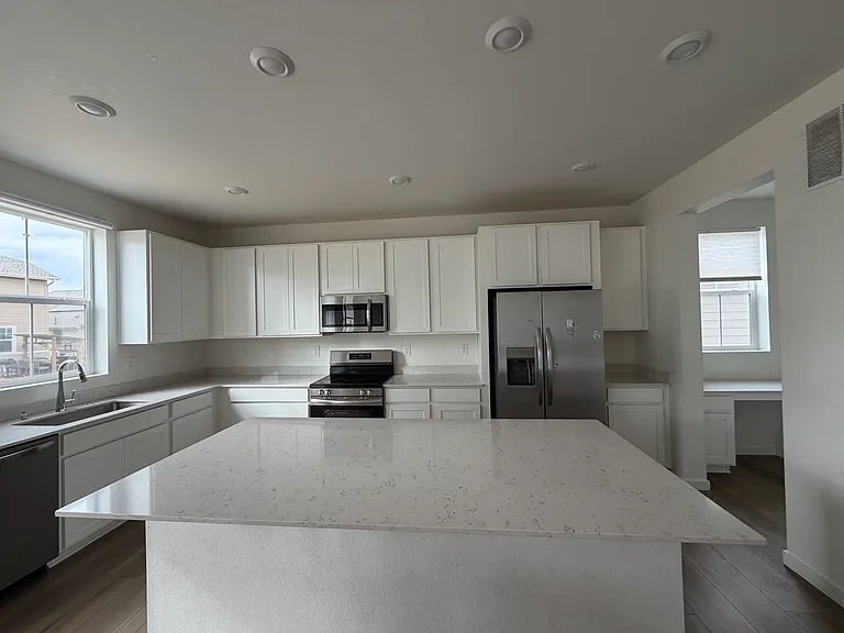 10967 Olathe St — Photo 2