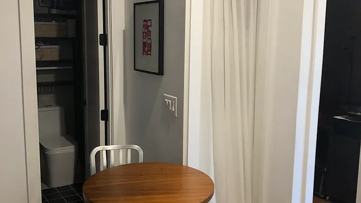 Rented by Nooklyn NYC LLC | media 52