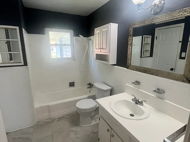 406 Ridge St — Photo 11