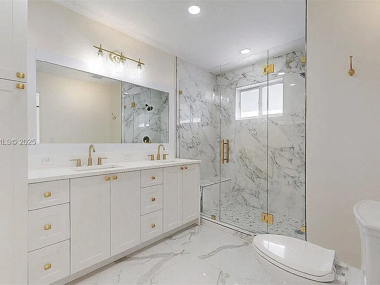 3801 SW 132nd Ave — Photo 22