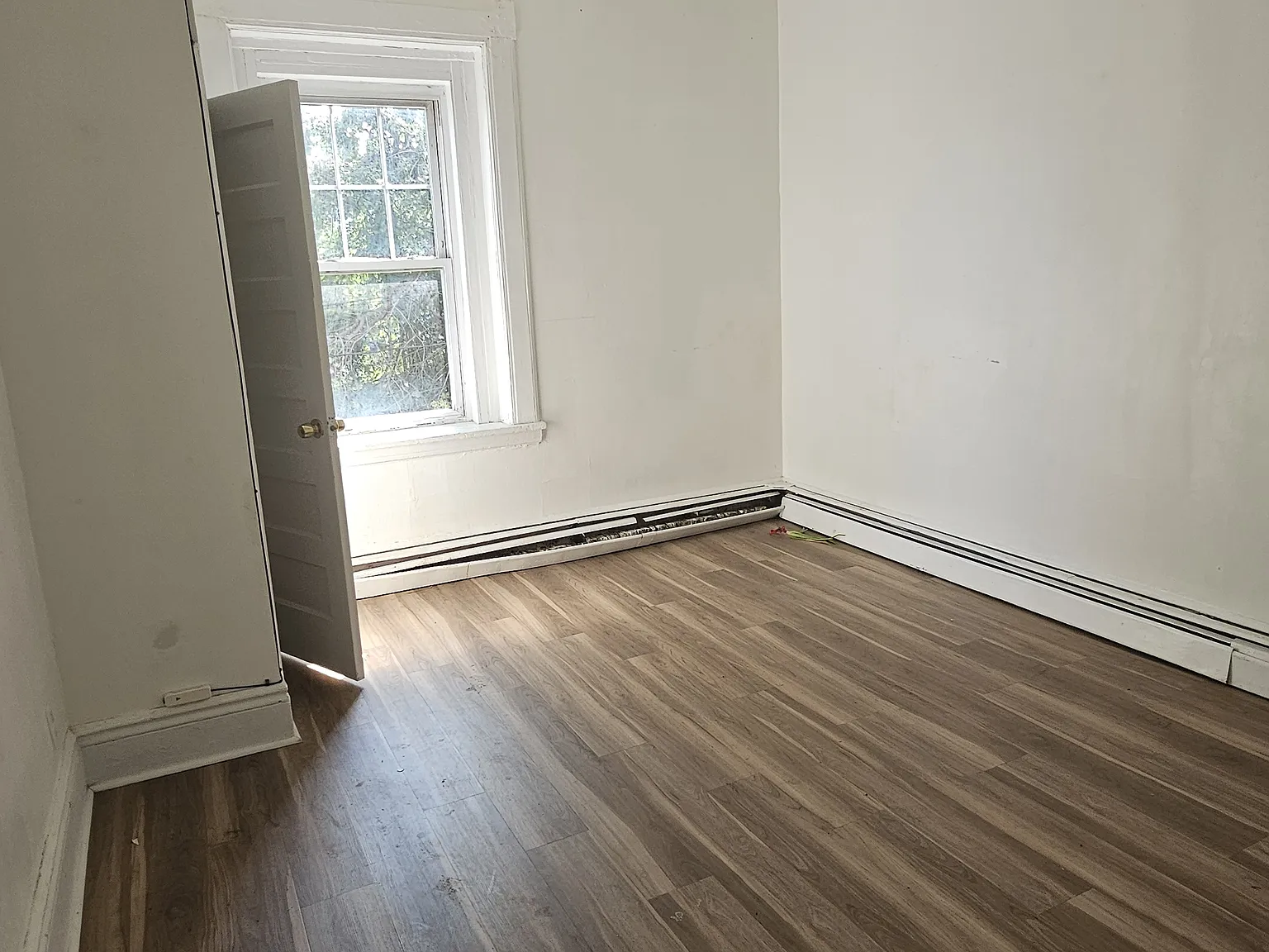 300 Park Ave — Photo 2