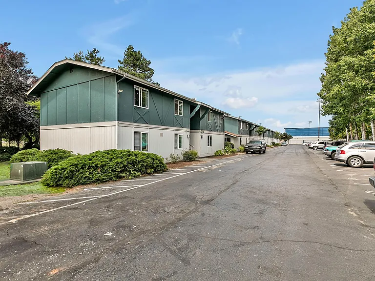 The Landing Apartments — Photo 22