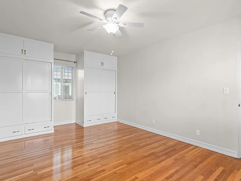 4734 College Ave — Photo 18