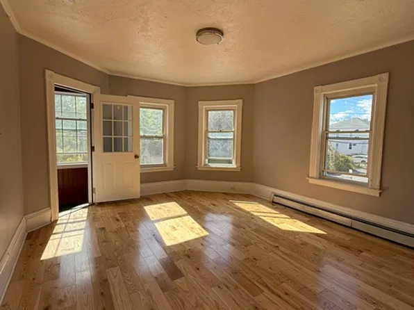26 West St Floor 2, Fitchburg, MA 01420