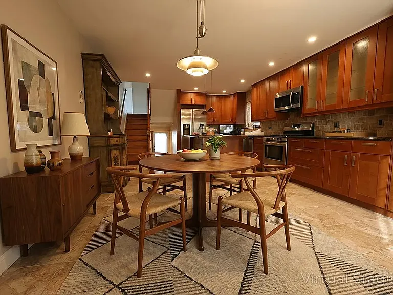 1 Ledyard Pl — Photo 4