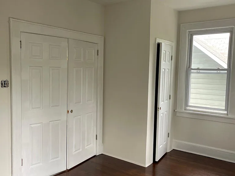 322 Cedar Ave #2 — Photo 8