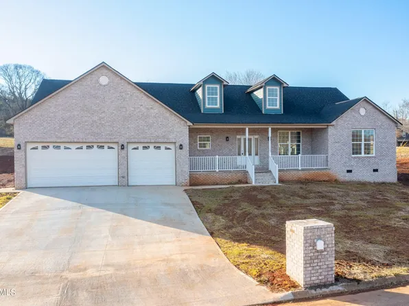1204 Jenna Ct, Sevierville, TN 37862