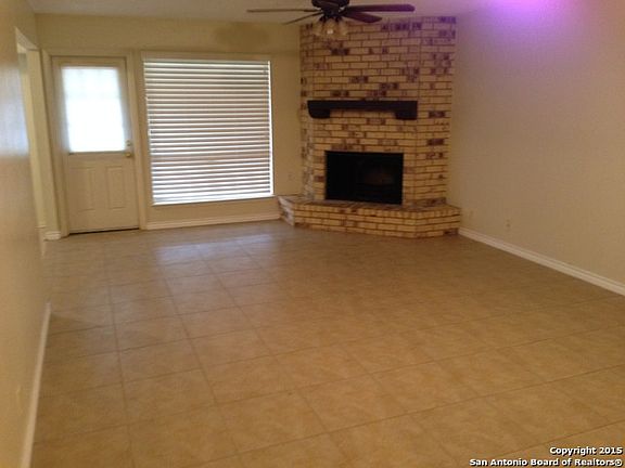 3rd image of 1220 Oakcrest Dr