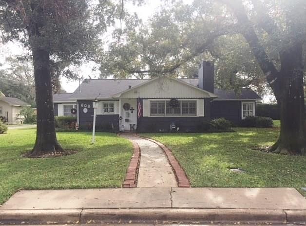 1st image of 609 Alvin Ave