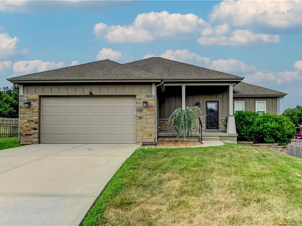 599 Linda Ct, Liberty, MO 64068