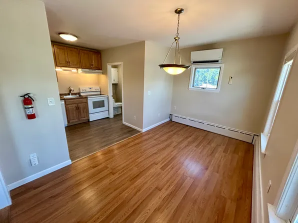 291 Alfred St #2A, Biddeford, ME 04005