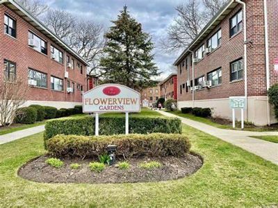 55 Tulip Avenue #B5-1, Floral Park, NY, 11001
