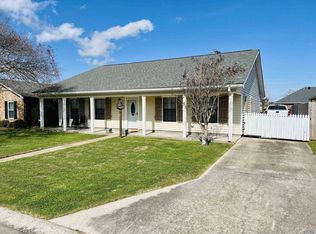 107 Sugar Ridge Dr, Houma, LA 70360