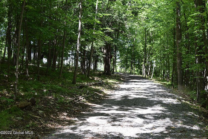 5th image of 172 Beaver Dam Road