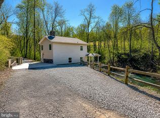 401 Toms Rd, Harrisburg, PA 17112