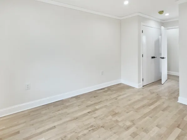 903 East 93rd Street image 36 of 50