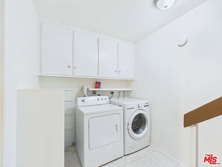 1937 Glenoaks Blvd #150 — Photo 22