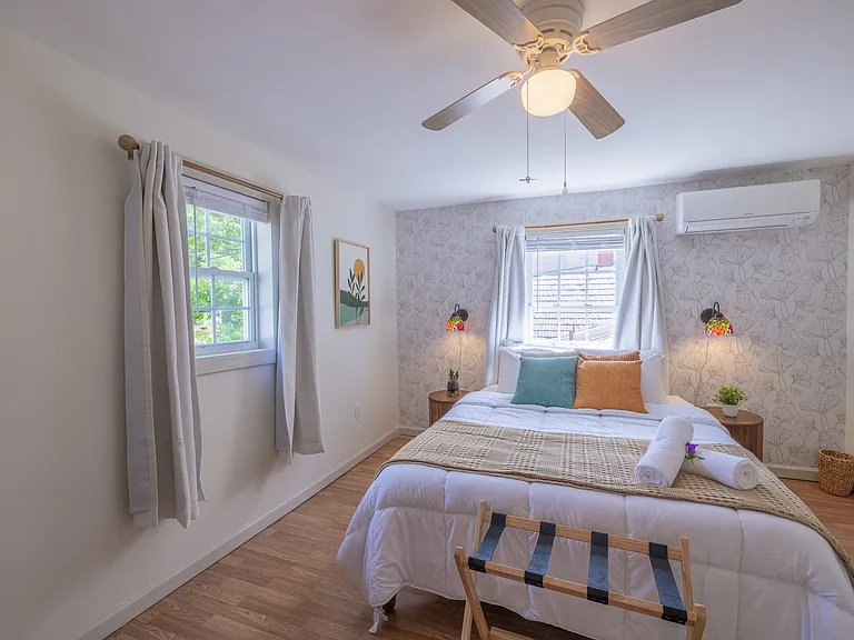 313 W Maple St #3 — Photo 2