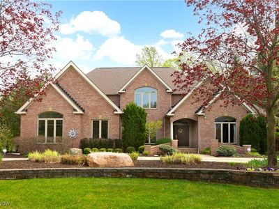 4558 Hunting Valley Ln, Brecksville, OH, 44141