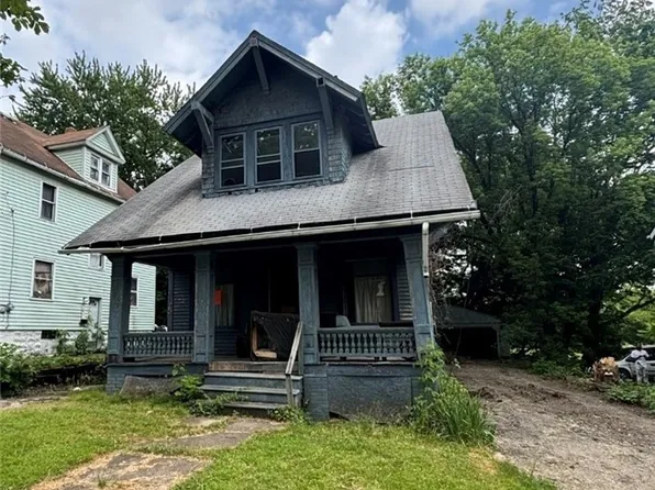 40 Woodbine Ave W, Youngstown, OH 44505