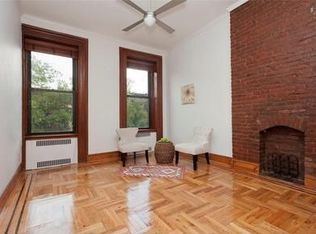 488 3rd St APT 3A, Brooklyn, NY 11215