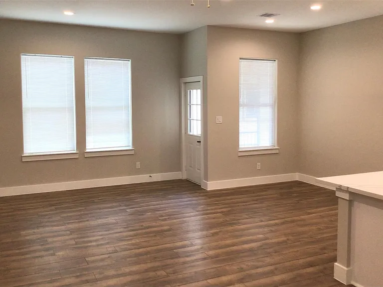 2109 Marnel Rd #G — Photo 10