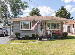 18 Teresa Dr, Lackawanna, NY 14218