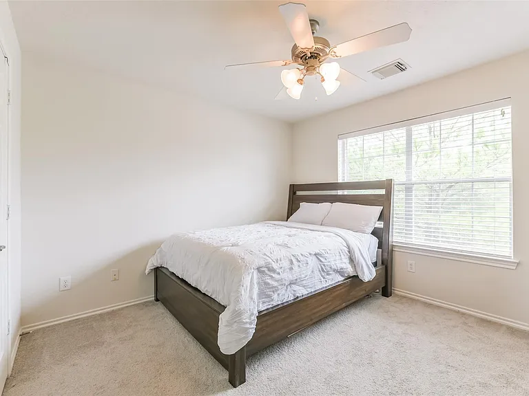 5418 Lilac Grove Ln — Photo 14