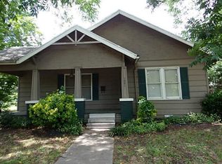 1501 Division St, Commerce, TX 75428