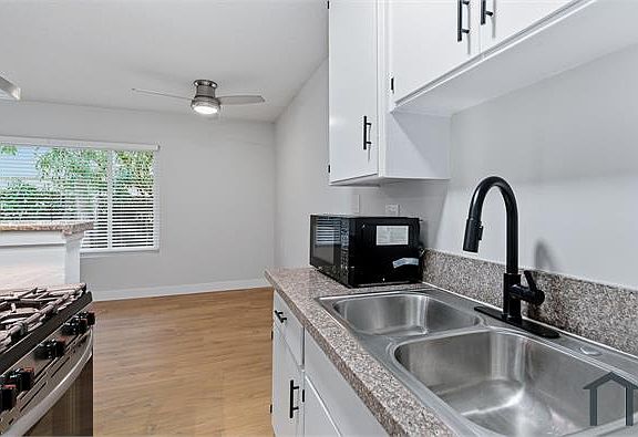 5th image of 12710 Matteson Ave APT 1
