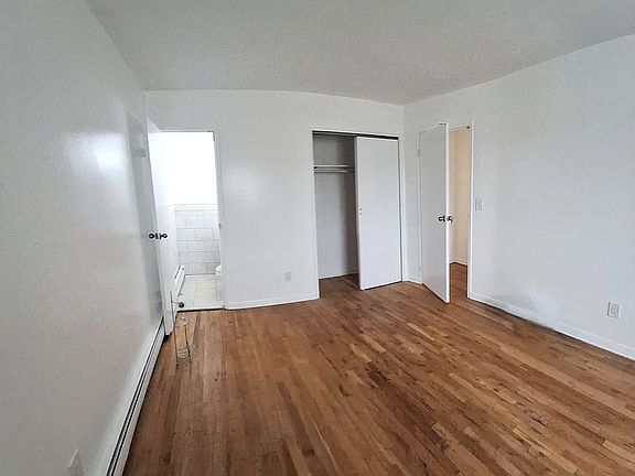 5th image of 2820 44th St #1