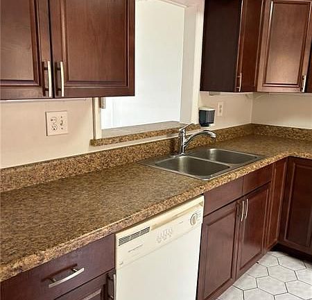 2nd image of 403 NW 68th Ave APT 408