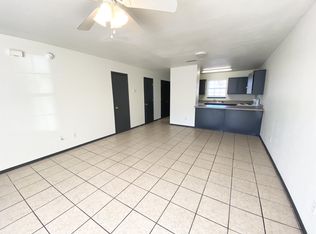 884 Curtis Avenue, Fayetteville, AR 72701