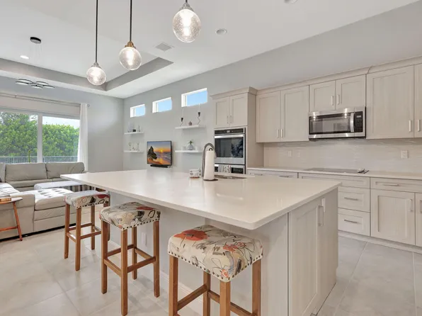 12693 SW Sunrise Lake Terrace #12693, Port St Lucie, FL 34987