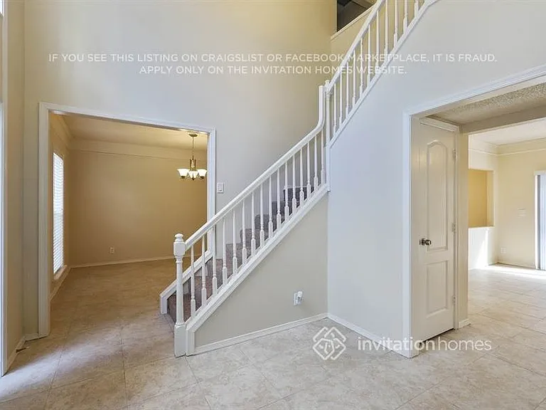 3855 Sanctuary Dr — Photo 5