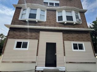 3227 Maple St, Toledo, OH 43608