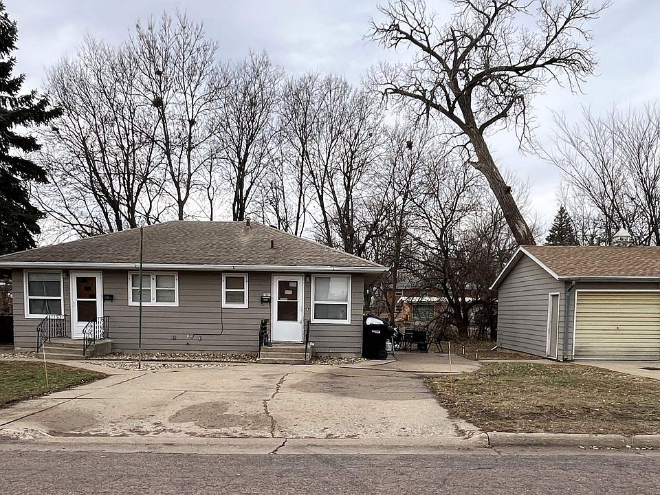 1st image of 705 Cedar St