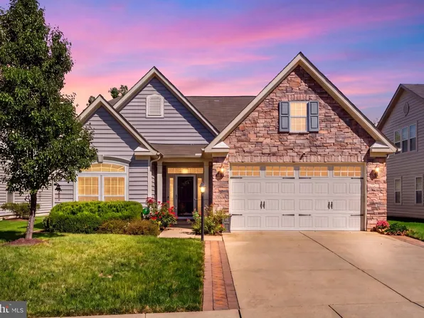 10652 Shadow Park Ct, Waldorf, MD 20603