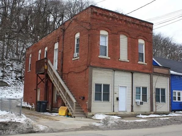 2831 Central Ave, Dubuque, IA 52001