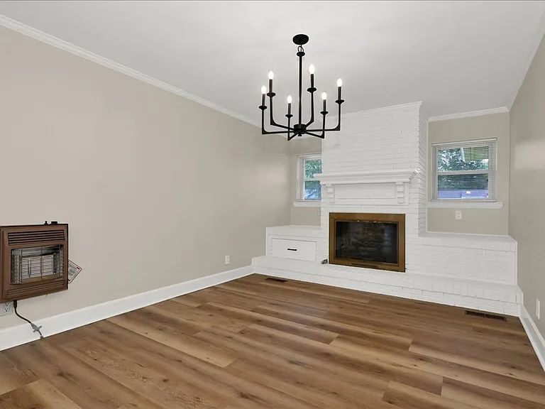 1208 Spruce St SE — Photo 8